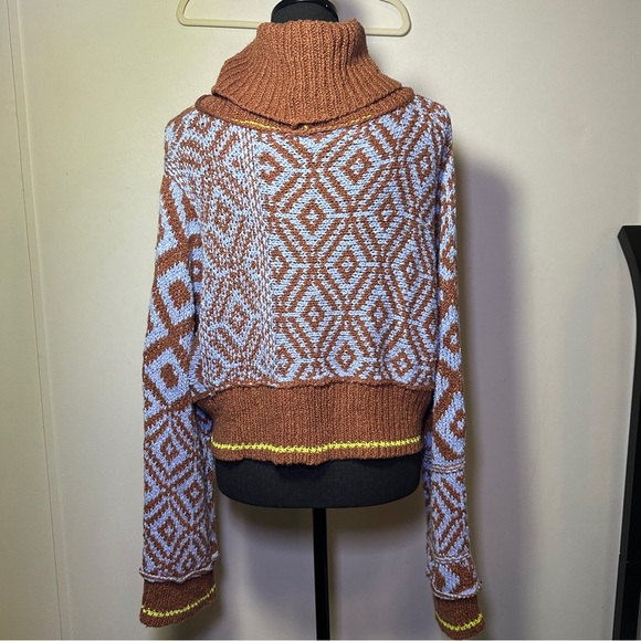 Free People Jupiter Blue Brown Cowl Neck Cropped Pullover Boho-Chic Sweater - Picture 5 of 9